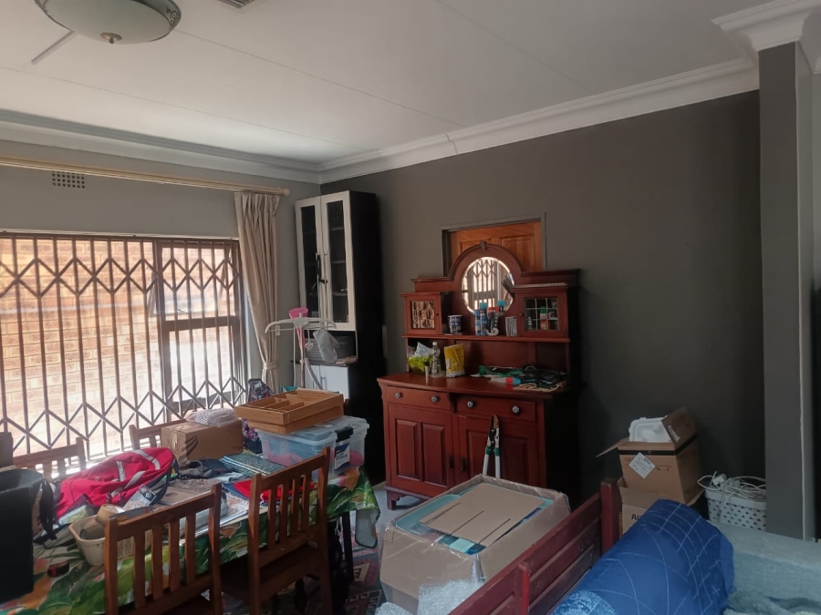 3 Bedroom Property for Sale in Royldene Northern Cape
